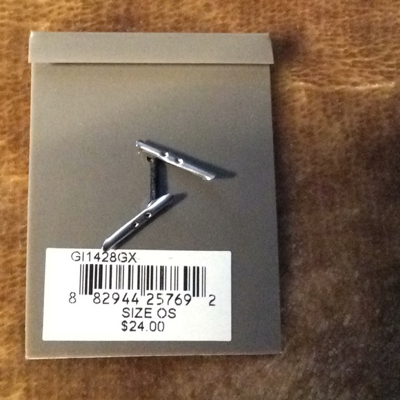 Ariella Collection Pavé Heart Silver Adjustable Ring One-Size NWT - Picture 6 of 8